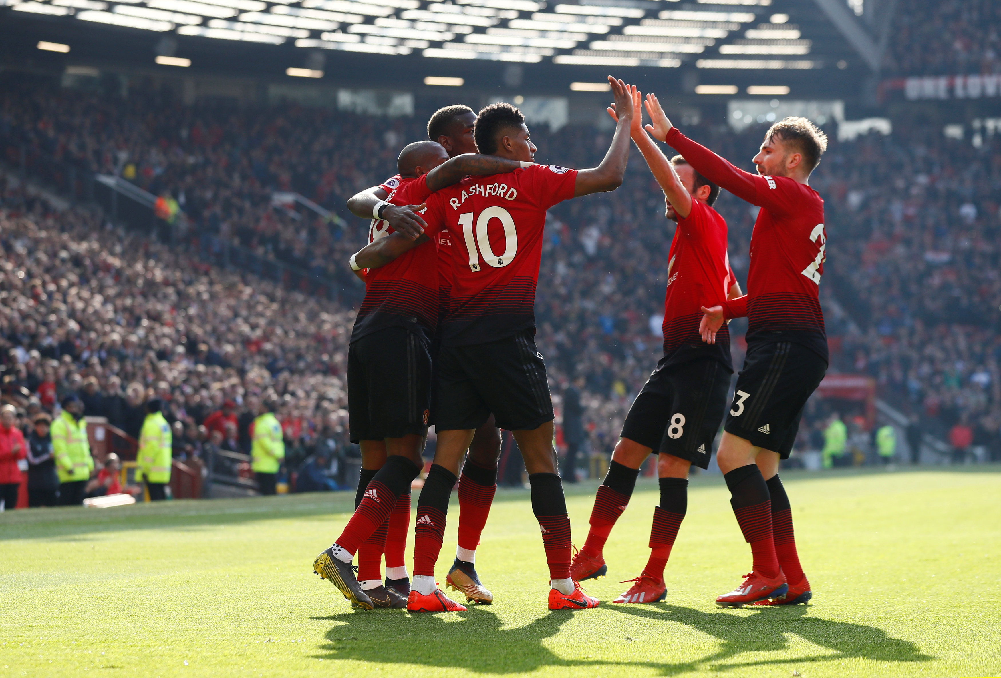 及落地的稳 及落地的稳